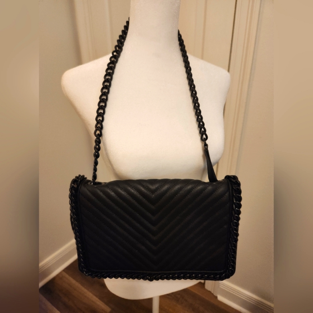 Aldo black chain link detail purse! Never used!